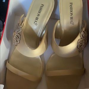 Dress shoes
